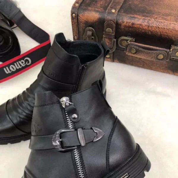 Elegant and detailed supportive winter Boots